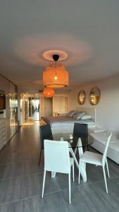 NAUTILIA 106 By AGN - Supérieure Luxe avec Jacuzzi 2 personnes