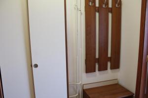 Apartment for 6 in Flora main building - prime location!