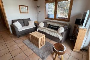 Appartements Les Granges 13 6-8 person : photos des chambres