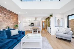 Bright 6 bedroom 3 bath house ideal for Pinewood Studios - 艾弗