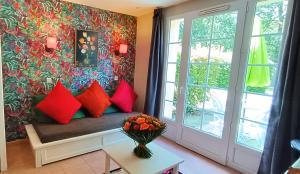 Charmante Maison Duplex en résidence avec piscine à Monflanquin