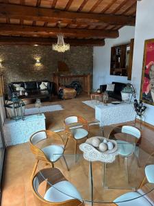 Maison de Caractère située au coeur des domaines viticoles de BANDOL