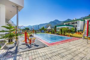 Kingdom Heartz by Alaya Stays