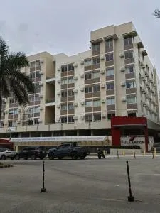 Miranda's Suites by Fullerton - Pitland