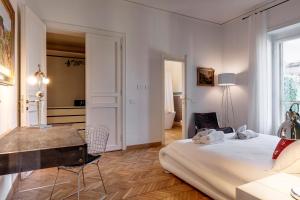 Vespucci Luxury Apartment with Amazing View by Mamo Florence