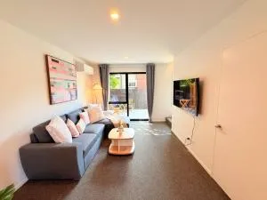 Tranquil 3 Bed Minutes To CBD And Arena, Sleeps 7 - 阿丁顿