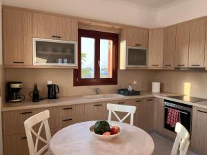 Beach front Villa Pasithea