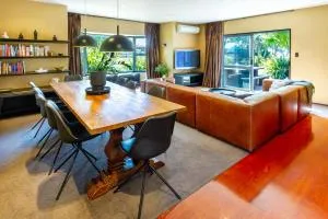 Families and Groups, Chch Airport, Spa Pool - West Melton