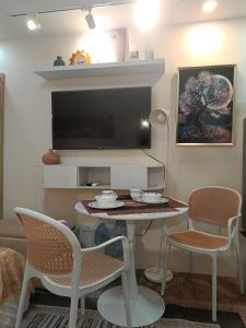 Mirandas Suites by Fullerton