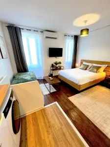 Résidence La Ruelle Secrete - 5 studios - - LʼIsle-dʼEspagnac