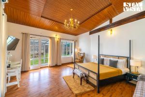 StayVista at Ekaa House with BBQ, Bonfire, WiFi, Lawn & Pet Friendly