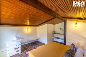 StayVista at Ekaa House with BBQ, Bonfire, WiFi, Lawn & Pet Friendly
