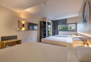 Hotels B&B HOTEL La Rochelle Centre Les Minimes : photos des chambres