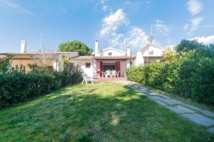 209 - Villa a schiera quadrilocale al Taunus, con portico e giardino - SPIAGGIA INCLUSA