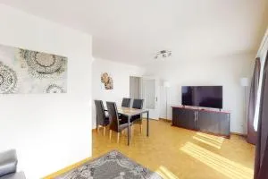 Very nice 1BR flat with sunny balcony - Sky4 - Zürich