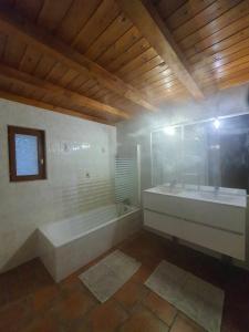 Appartements maison de village : photos des chambres