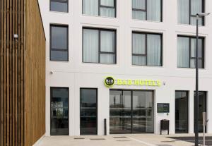 Hotels B&B HOTEL Cergy Saint-Christophe Gare : photos des chambres