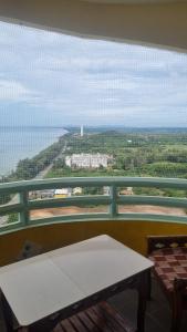 Apartment with wonderful view, Mae Ramphueng Beach, Rayong