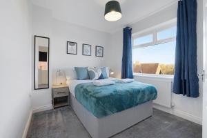 NEW! 3BR in Colchester Road