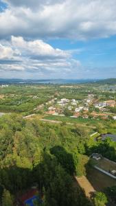 Apartment with wonderful view, Mae Ramphueng Beach, Rayong