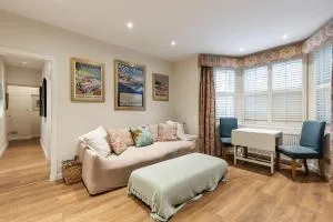 Elegant Two Bedroom Flat in Redcliffe Gardens - Kensington