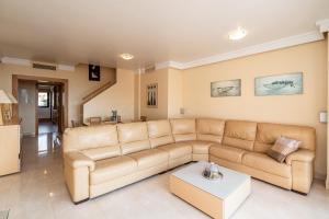 Beachside duplex penthouse close to Estepona town