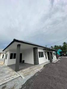 Homestay Bajet Cikgu Amin - Matang Gerdu