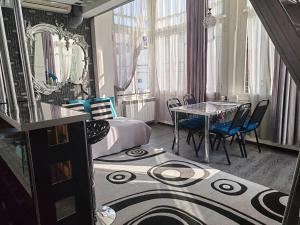 COMFORTABLE APARTMENT in the old TBILISI