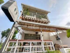 Tipsy Sea View Apartment - 塔巴南