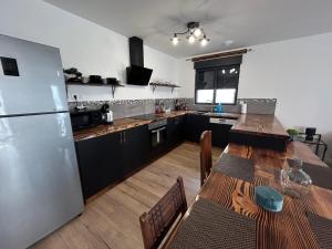 Villas Paisible MAISON familiale - 4 Chambres - 2 SDB - terrasse et jardin - parking prive - Limoges : photos des chambres