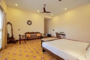 THE PALMYRAH by Luxunlock