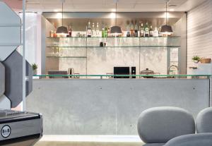 Hotels B&B HOTEL Paris Nord 2 CDG Aeroport : photos des chambres