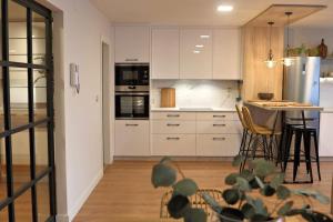 Vivienda Castillo Vimianzo by InCostadaMorte