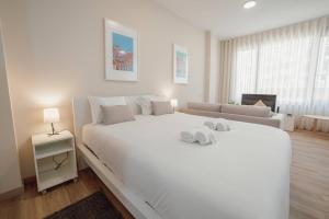 Trindade Deluxe by Hosty