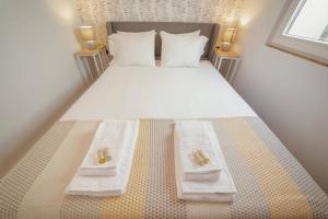 Alegria Duplex by Hosty