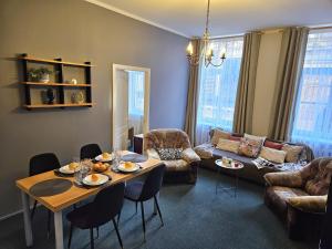 Heart of Old Riga 3 Bedroom Apartment by Dome Square