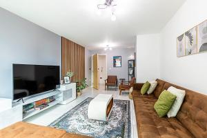 Modern and Minimalist Flat in Vauxhall