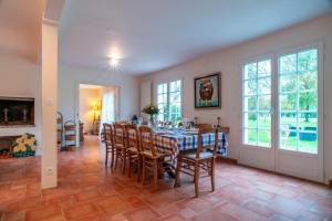 Maisons de vacances KER-MYR - Belle Maison de campagne familiale proche sentiers cotiers : photos des chambres