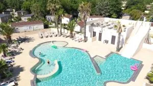Camping Domaine Du Golfe De Saint Tropez - 拉加尔代弗雷纳