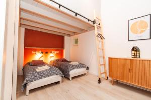 Suite with Parliament view