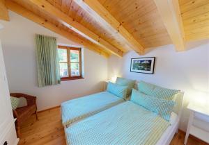 Ferienhaus im modernen Landhauscharme mit Bergblick und Garten