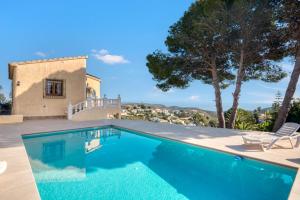 Landhaus Mit Pool Und Spektakulren - 3hvězdičkové hotely ve městě Benitachell