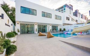 NINE9 Luxury PoolVilla Pattaya walking street 3 Bedrooms