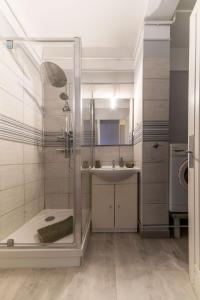 Appartements Le Victoria - Appartement coeur de ville avec vue : photos des chambres