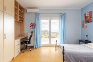 Eretria Shared Rooms