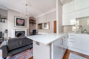 Elegant Chelsea Hideaway