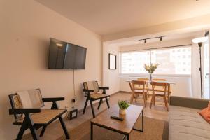 Elegant 2BR Experience Las Condes in Style