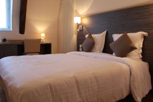 Hotels Logis Le Grand Hotel : Chambre Double Standard