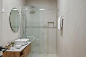 Enjoy Apartments and Suites 