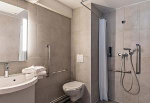 Hotels B&B HOTEL Rouen Centre Rive Droite : photos des chambres